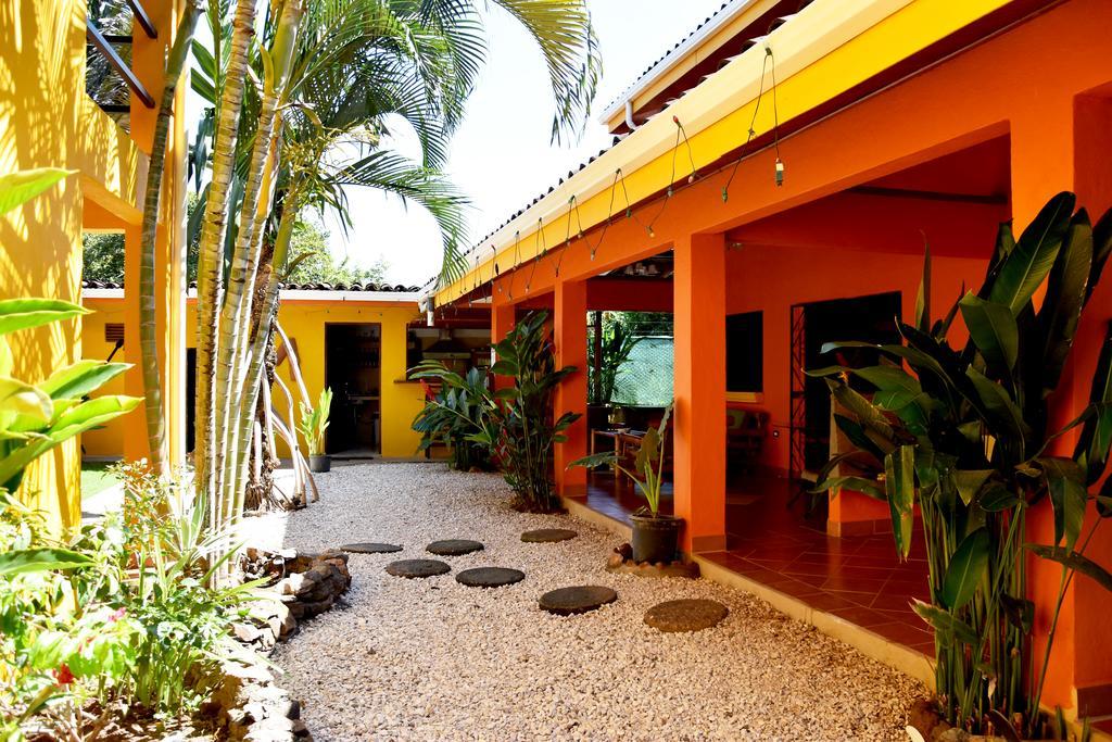 Hotel Mediterraneo プラヤ・アベヤナ エクステリア 写真